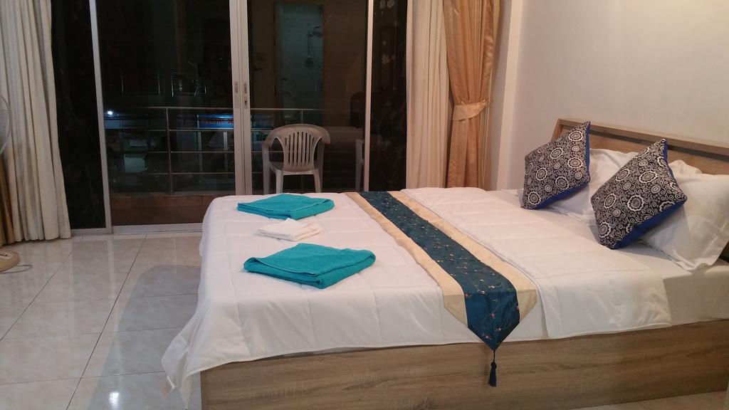 Sunshine Guesthouse Patong Ngoại thất bức ảnh