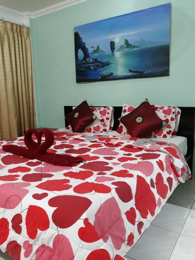 Sunshine Guesthouse Patong Ngoại thất bức ảnh