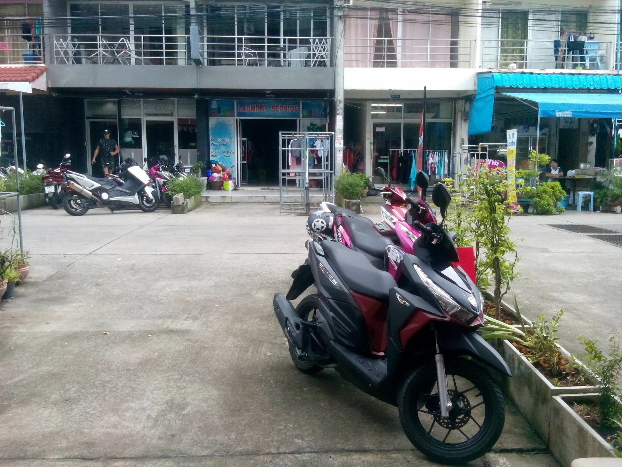 Sunshine Guesthouse Patong Ngoại thất bức ảnh