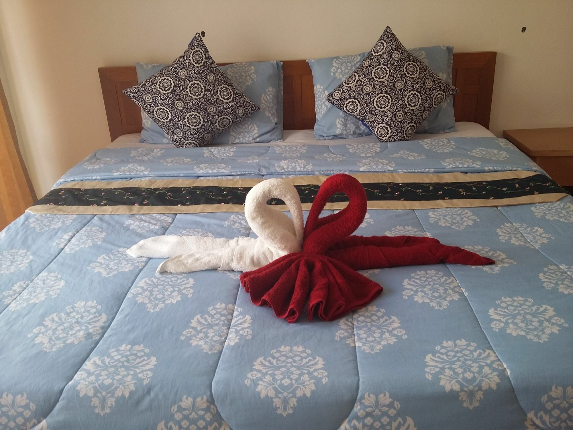 Sunshine Guesthouse Patong Ngoại thất bức ảnh